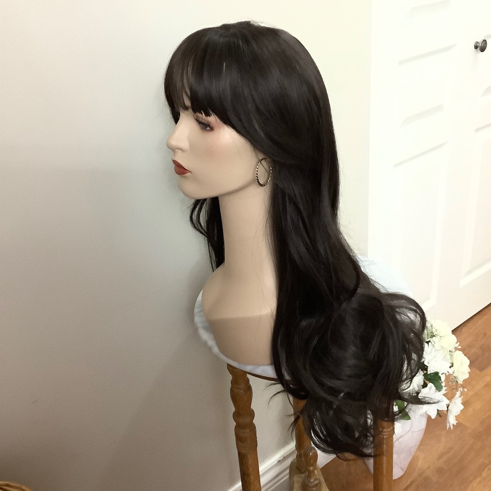 NWT BEAUTIFUL DARK BROWN WIG